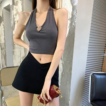 שחור המותניים יבול V-צוואר עיצוב שסף נשים קצרים מכנסי חצאית קלוש אלסטי סקסי מתוק מרוקנת האפוד לשרוך 2023 קיץ חדש